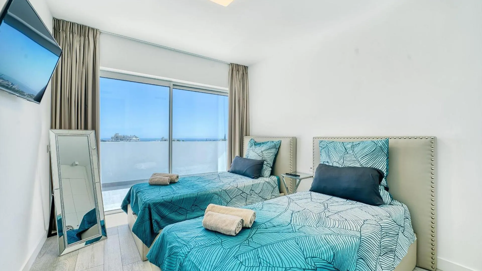 2288 New Modern Penthouse With Privat Pool Apartment Estepona 0*,  Spain